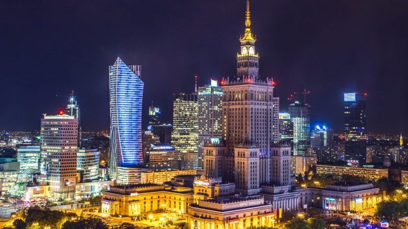 Młodej max 25 letniej dziewczyny szukam