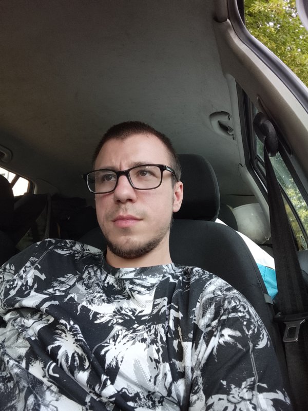 Młody szuka sukę do ruchania