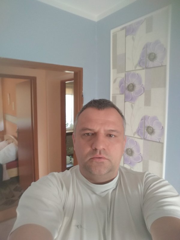 Foto 66f43408cfa1e