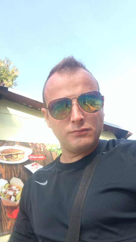 Szukam fajnej kobiety do spędzenia miło czasu. - 03 Szukam fajnej kobiety do spędzenia miło czasu. - 03