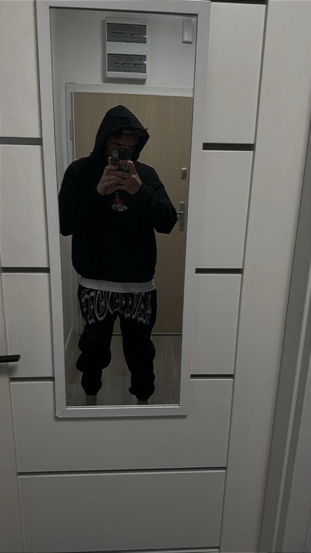 Szukam mamusi bądź kobiety która nas za sponsoruje