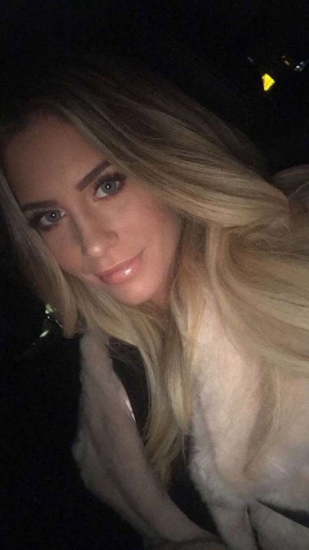 Szukam mężczyzny który mnie wesprze finansowo. - 02