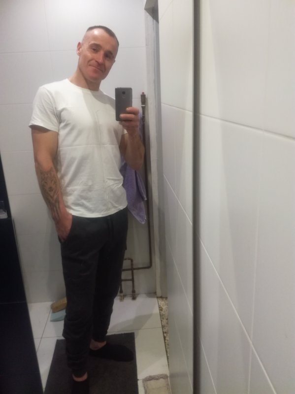 Bez zobowiązań stały układ