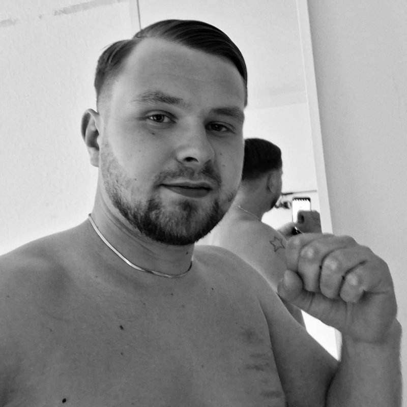 Bez zobowiązań! - 01 Bez zobowiązań! - 01