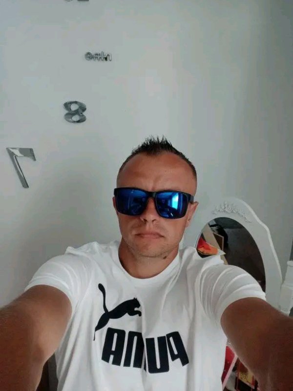 Foto 64ff21f33ef8f
